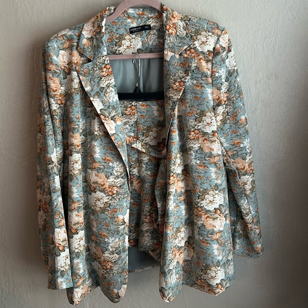 Womans shein brand OXL plus satin chiffon blazer and short set.